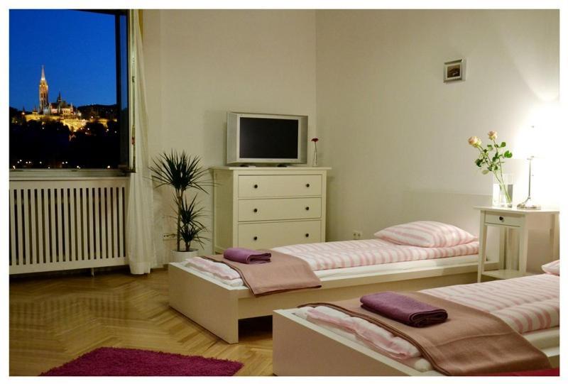 Castle View Apartmán *